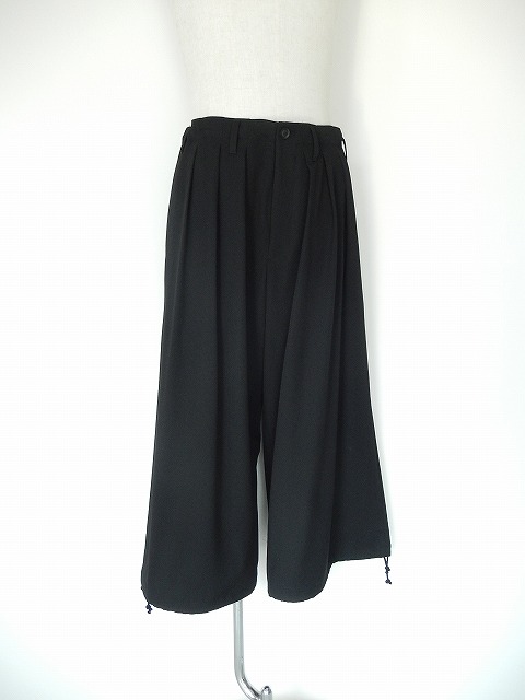 ヨウジヤマモト　yohji yamamoto AUTUMN / WINTER 2019-20 | Yohji Yamamoto (ヨウジヤマモト